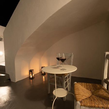 White Orchid Cave House & Studio Pyrgos Kallistis Exterior foto